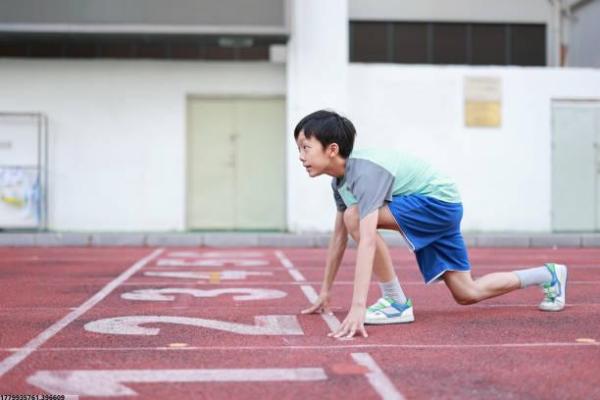 学校体育教育与课外培训的有效结合(图1)